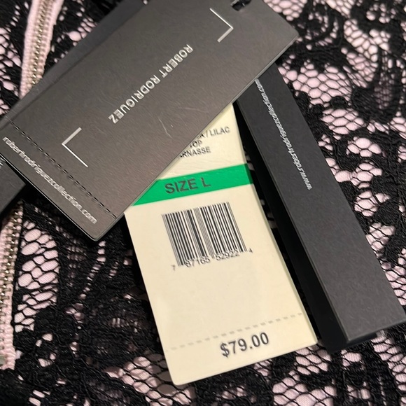 Robert Rodriguez Black Lace Over Lilac Top - Picture 8 of 8